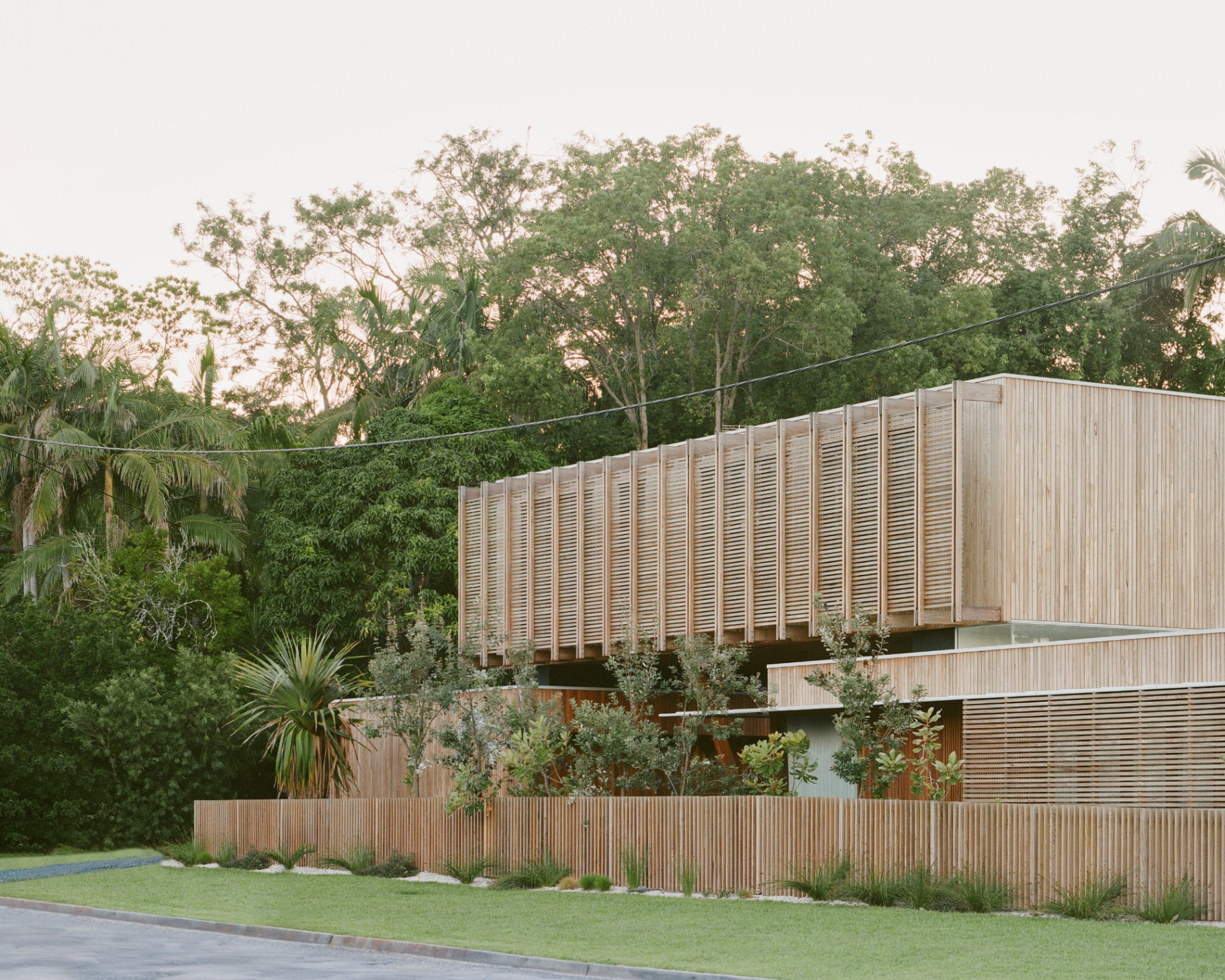 Side elevation, louvred upper box